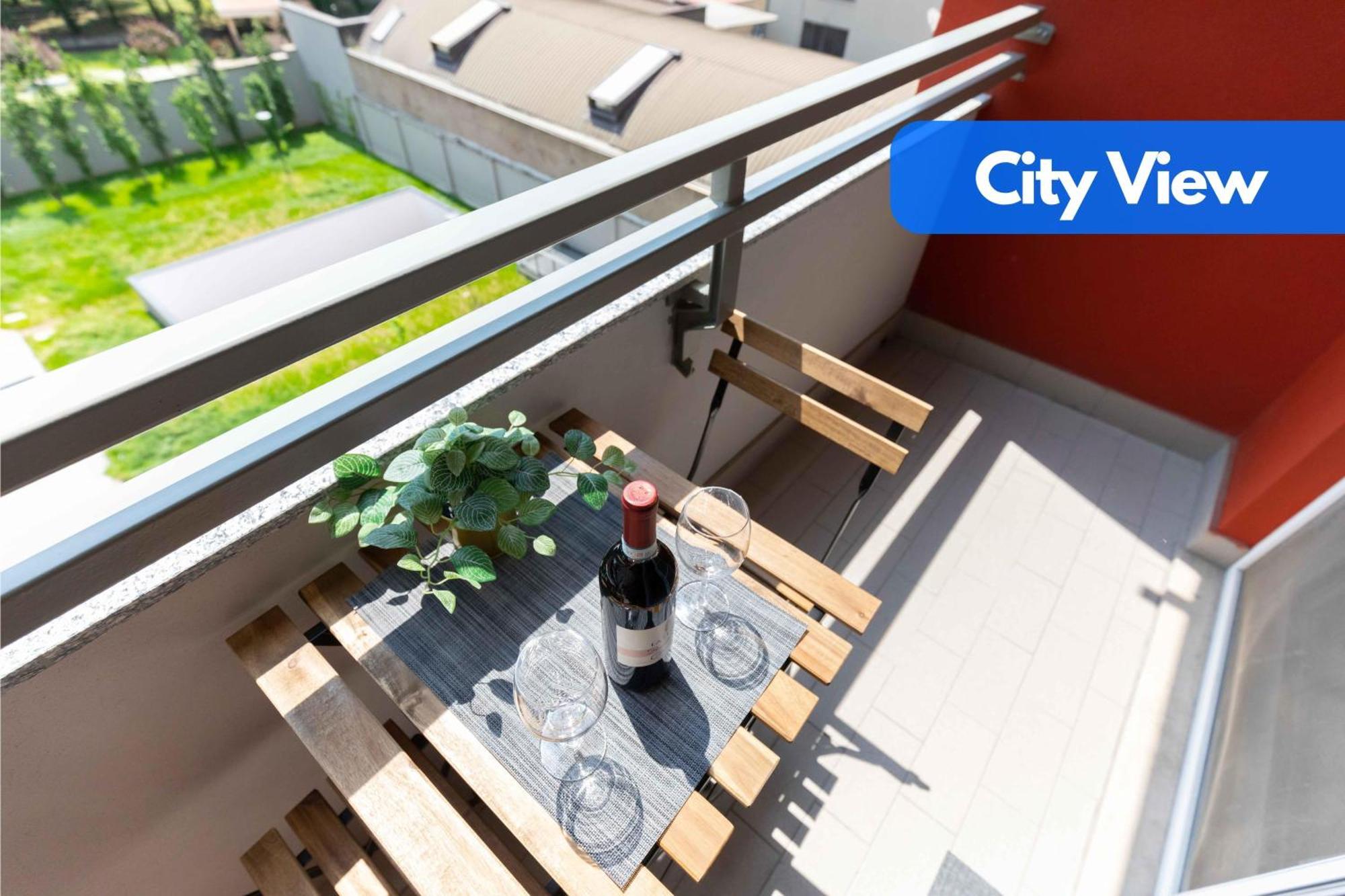Апартаменты The Green House - Private Parking And Balcony Милан Экстерьер фото